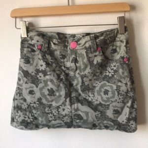 Girls camouflage skirt